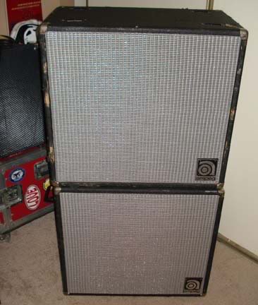 ampeg1510newcloth.jpg