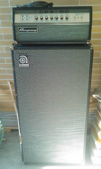 ampeg2-1.jpg