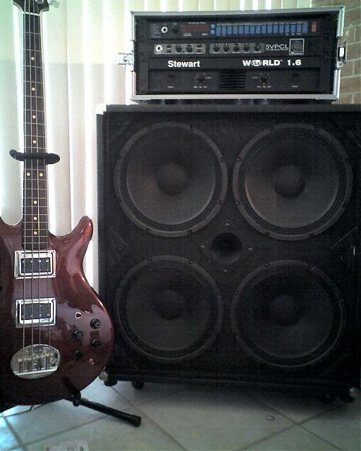 ampeg4x12.jpg