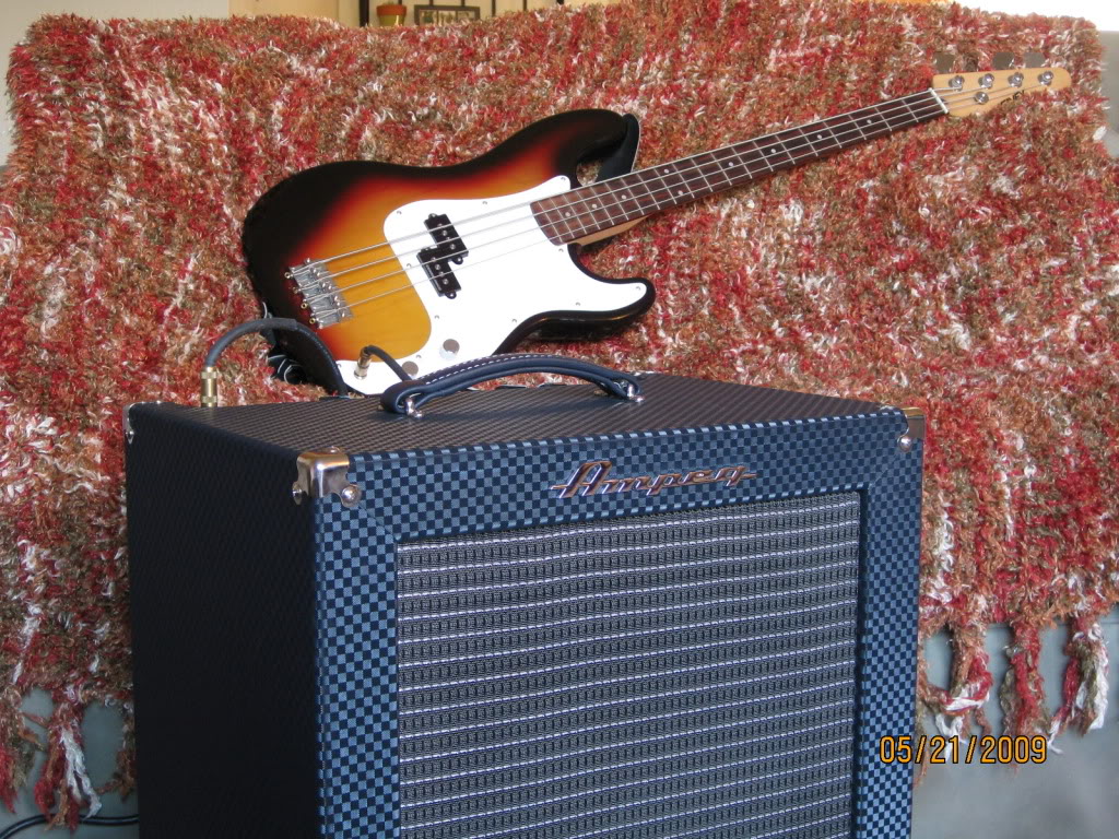 Ampeg_B-100R_PeaveyMilestoneII_2.jpg