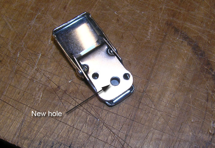ampeg_latch.jpg