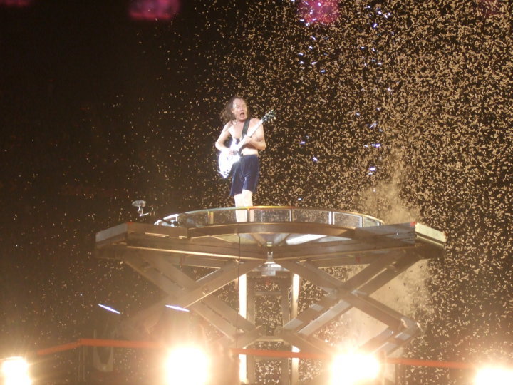 Angus_Young_18-06-2010.jpg