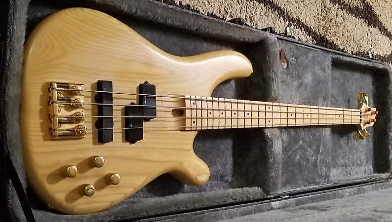 apb90m bass.jpg