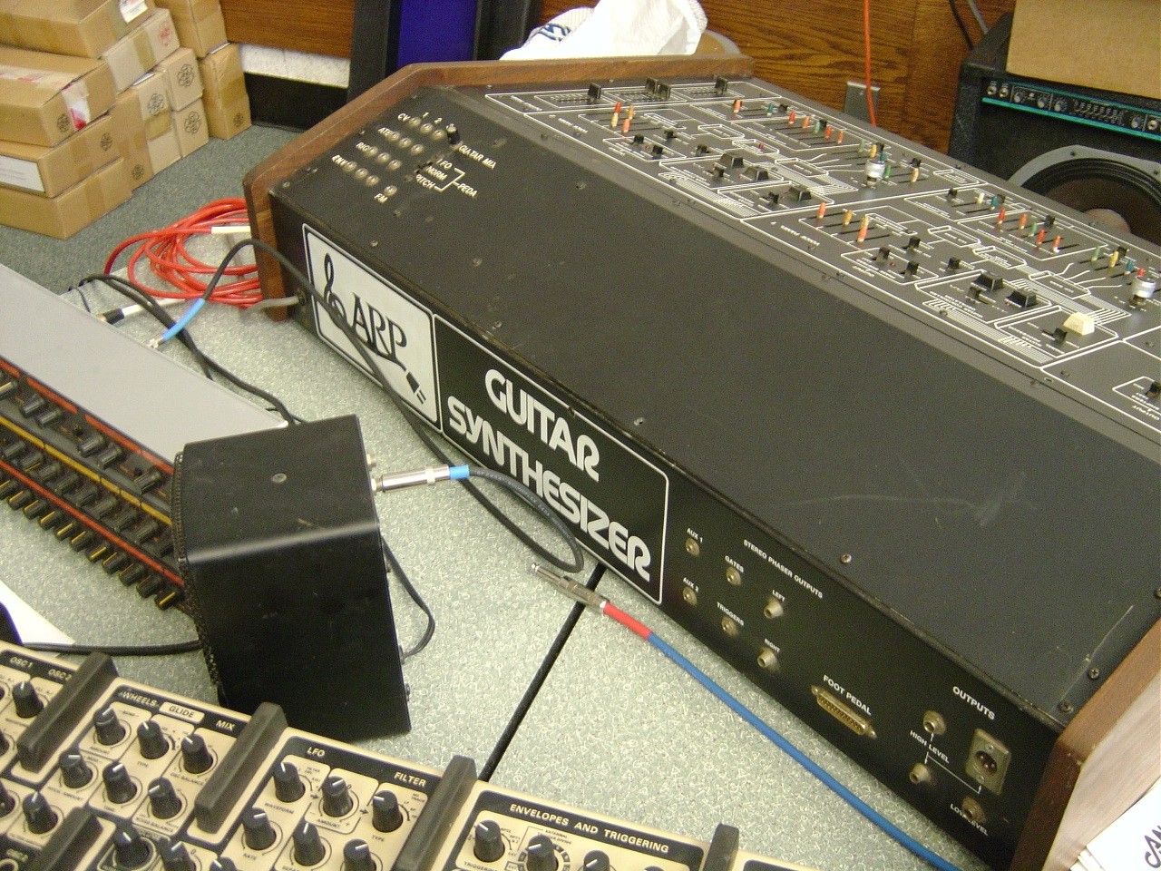 ARP_Guitar_synth_rear.jpg