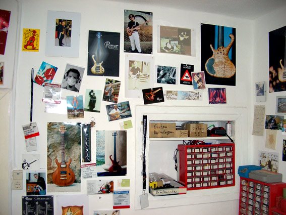assembling-room3.jpg