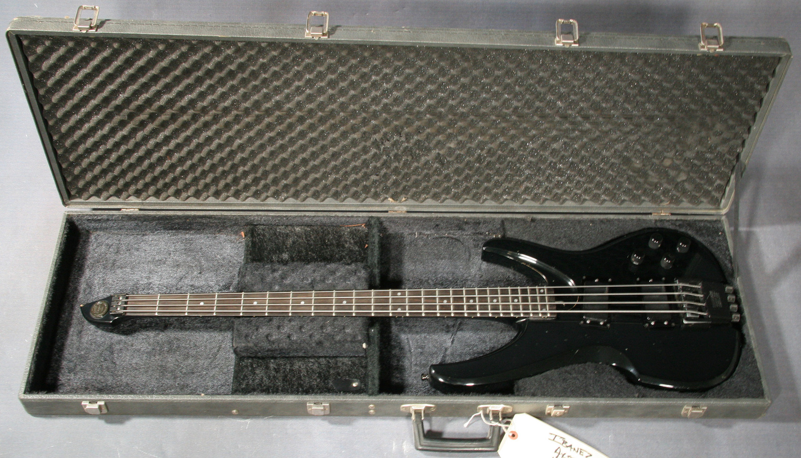 axstar-in-case-2000.jpg