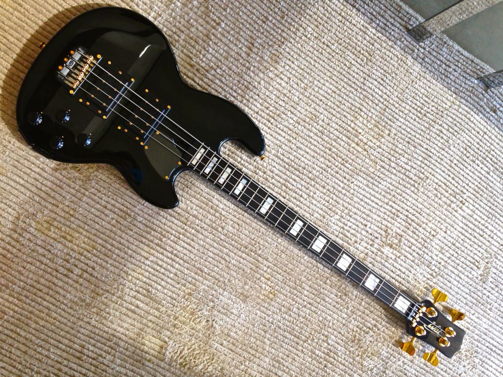 b7160e.jpg
