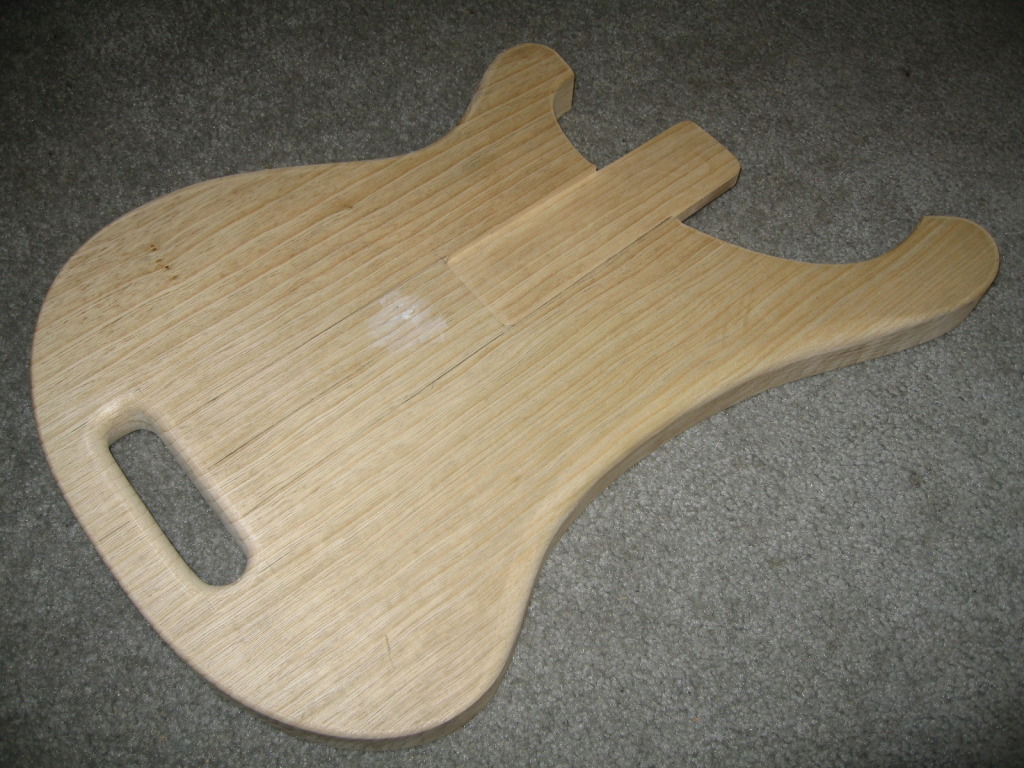 backviewneckplaterout.jpg