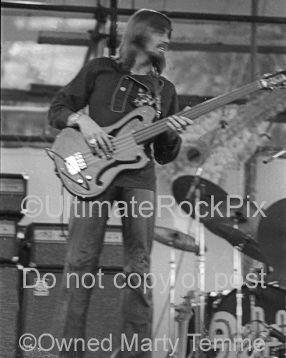 badcobbbw742crop.jpg