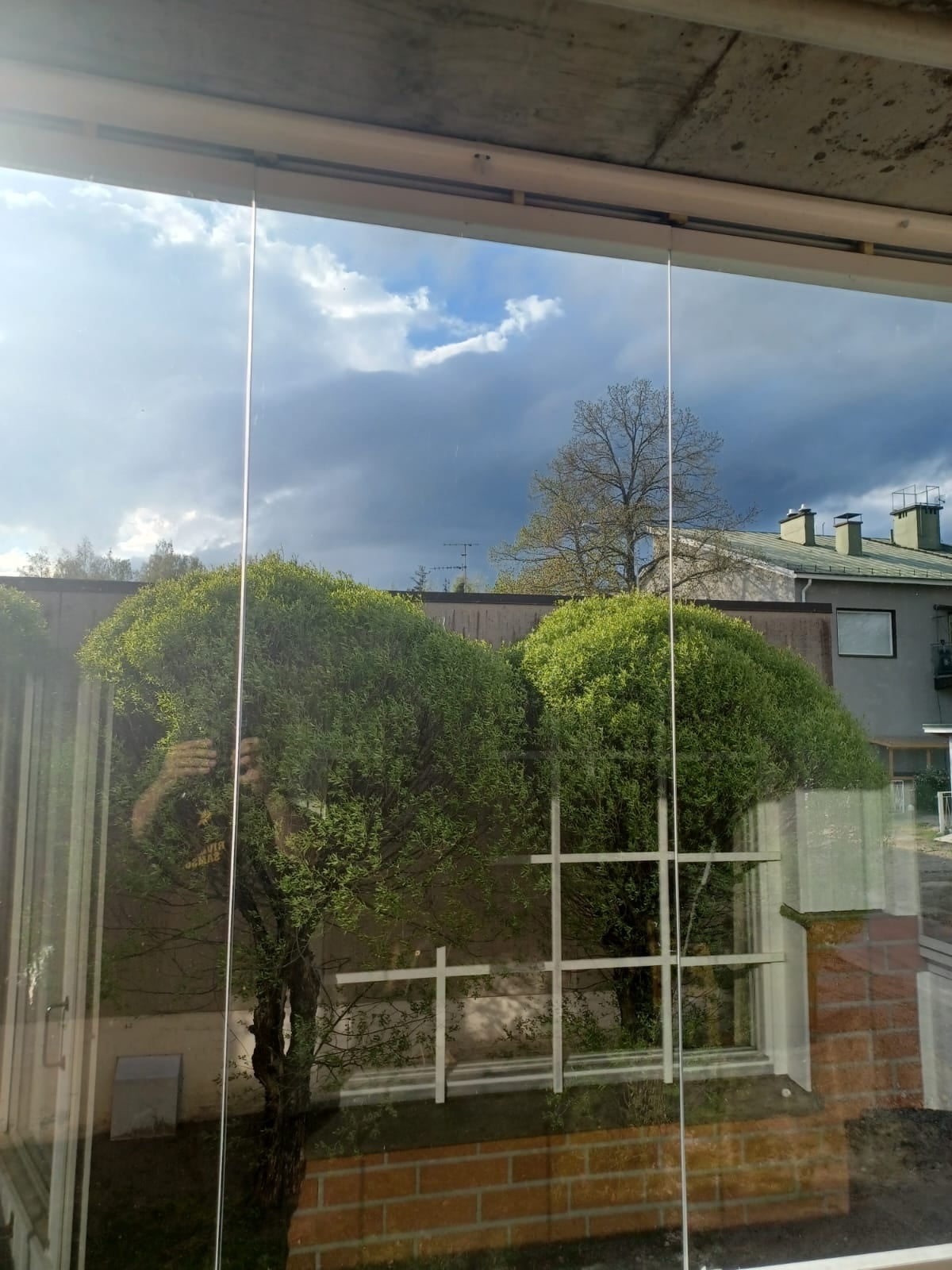 balcony.jpg