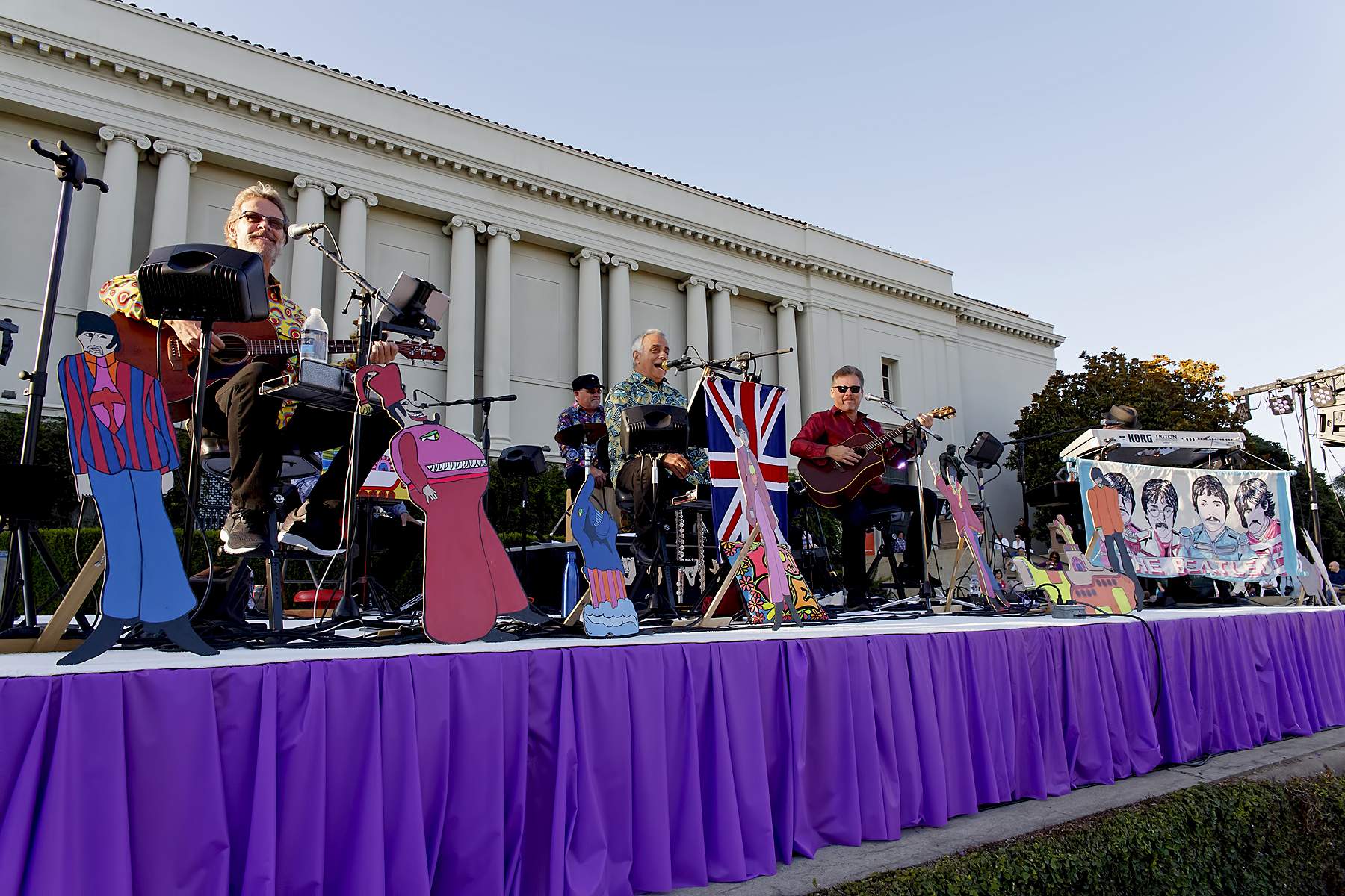 Band performing library broad.jpg