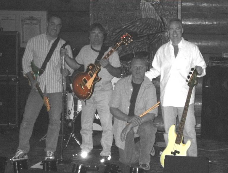 Bandbwcolor.jpg