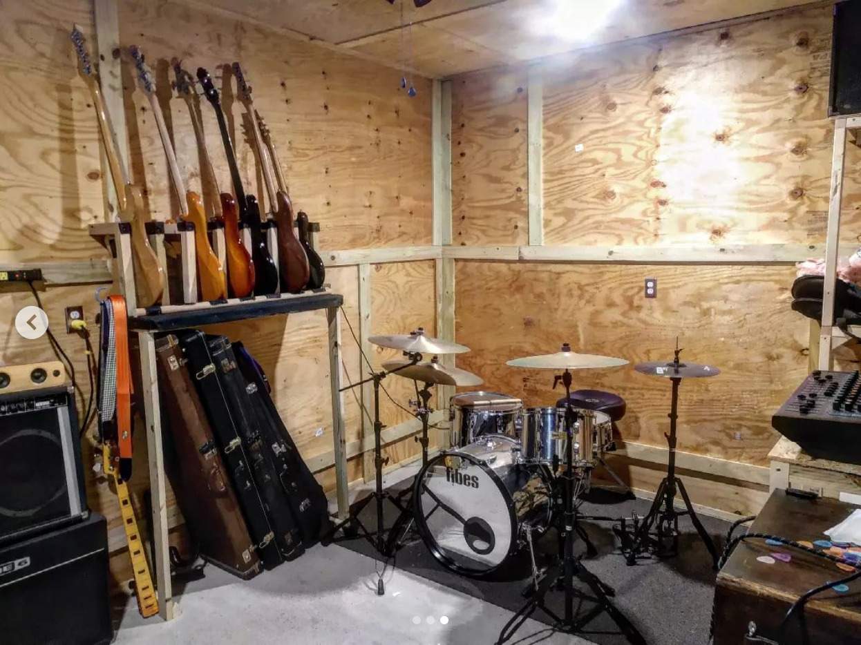 bandroom5.jpg