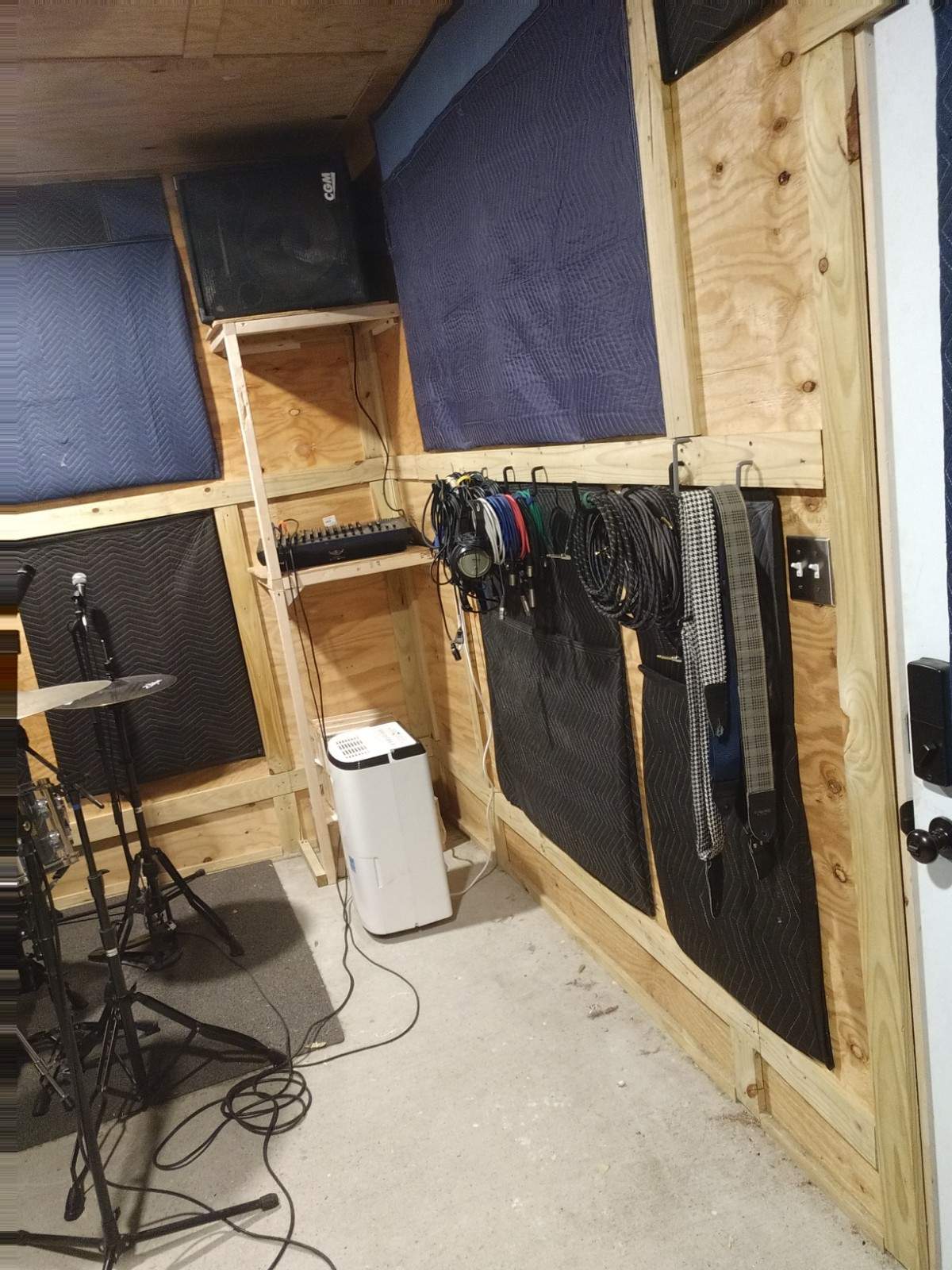 bandroom6.jpg