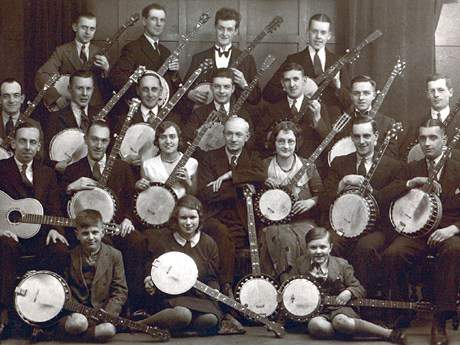 banjo orchestra.jpg