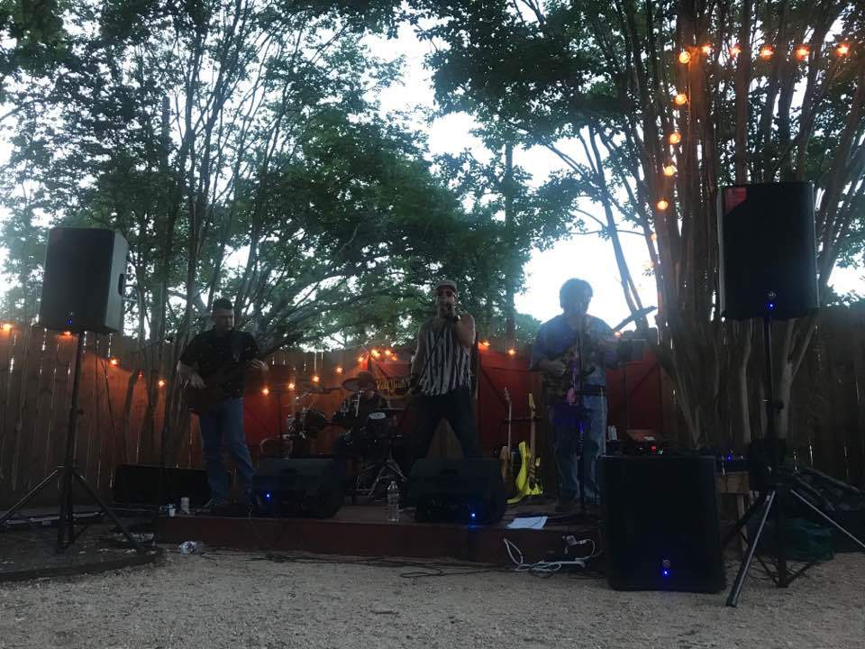 barn2.jpg