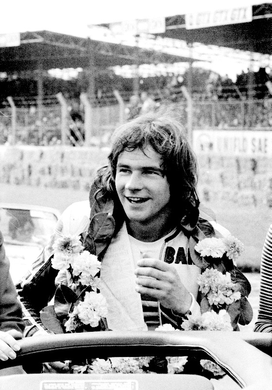 Barry_Sheene_winner.jpg