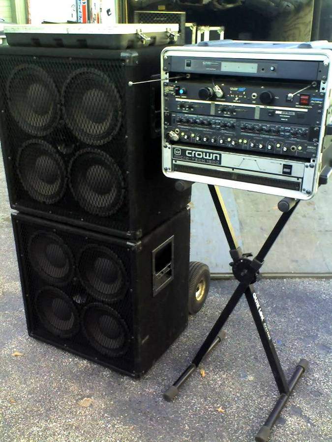 BASS AMP 1.jpg