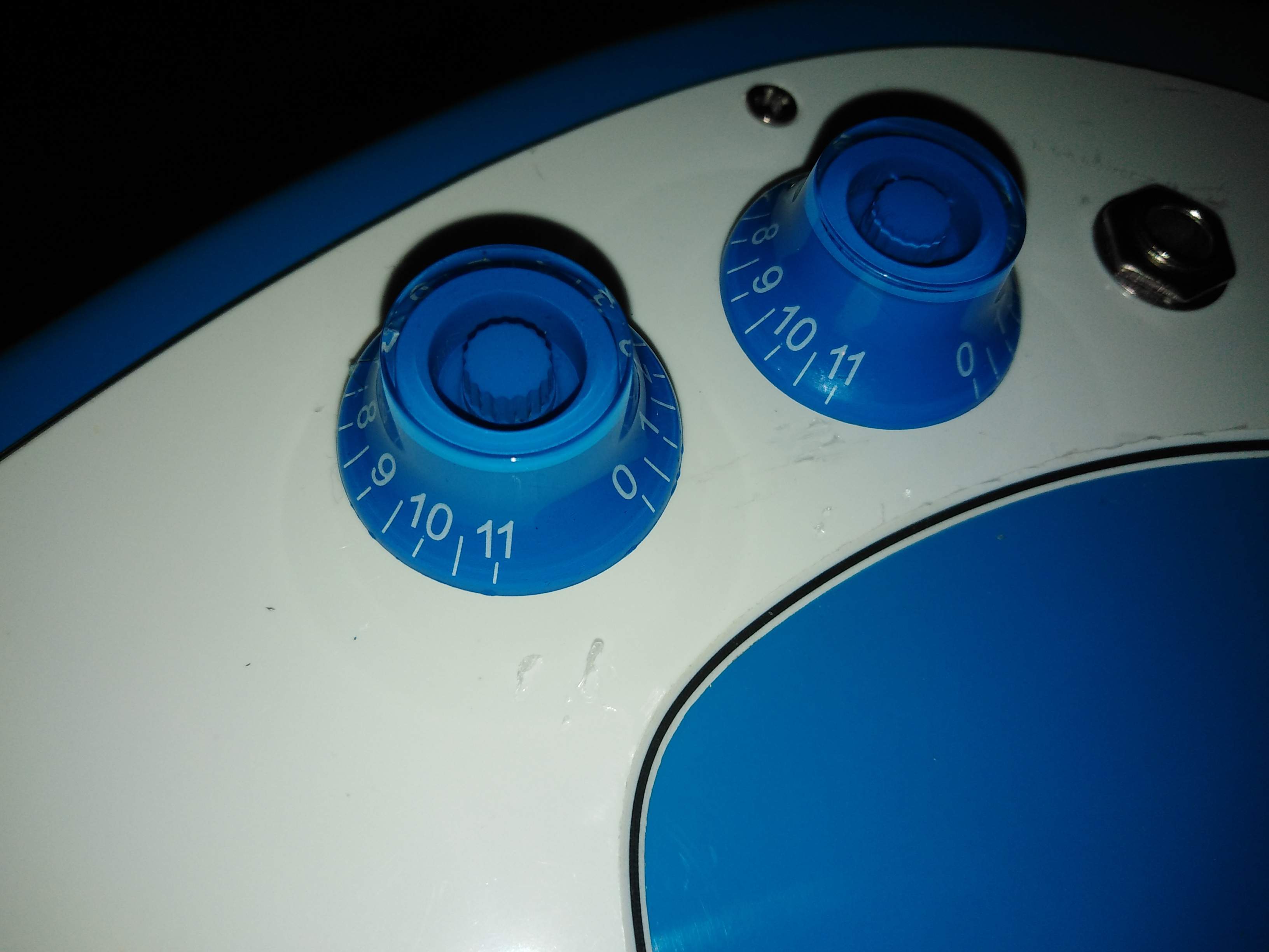 bass blue belle blue knobs 2.jpg