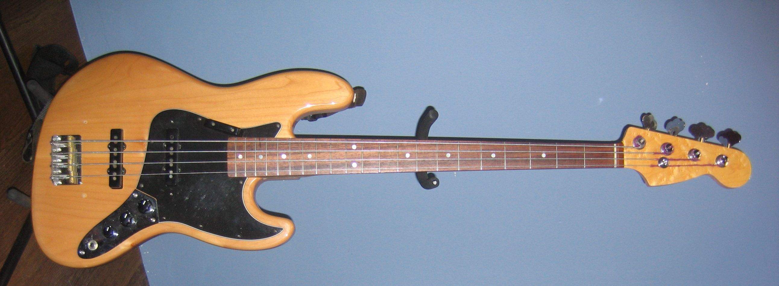 Bass Full.jpg