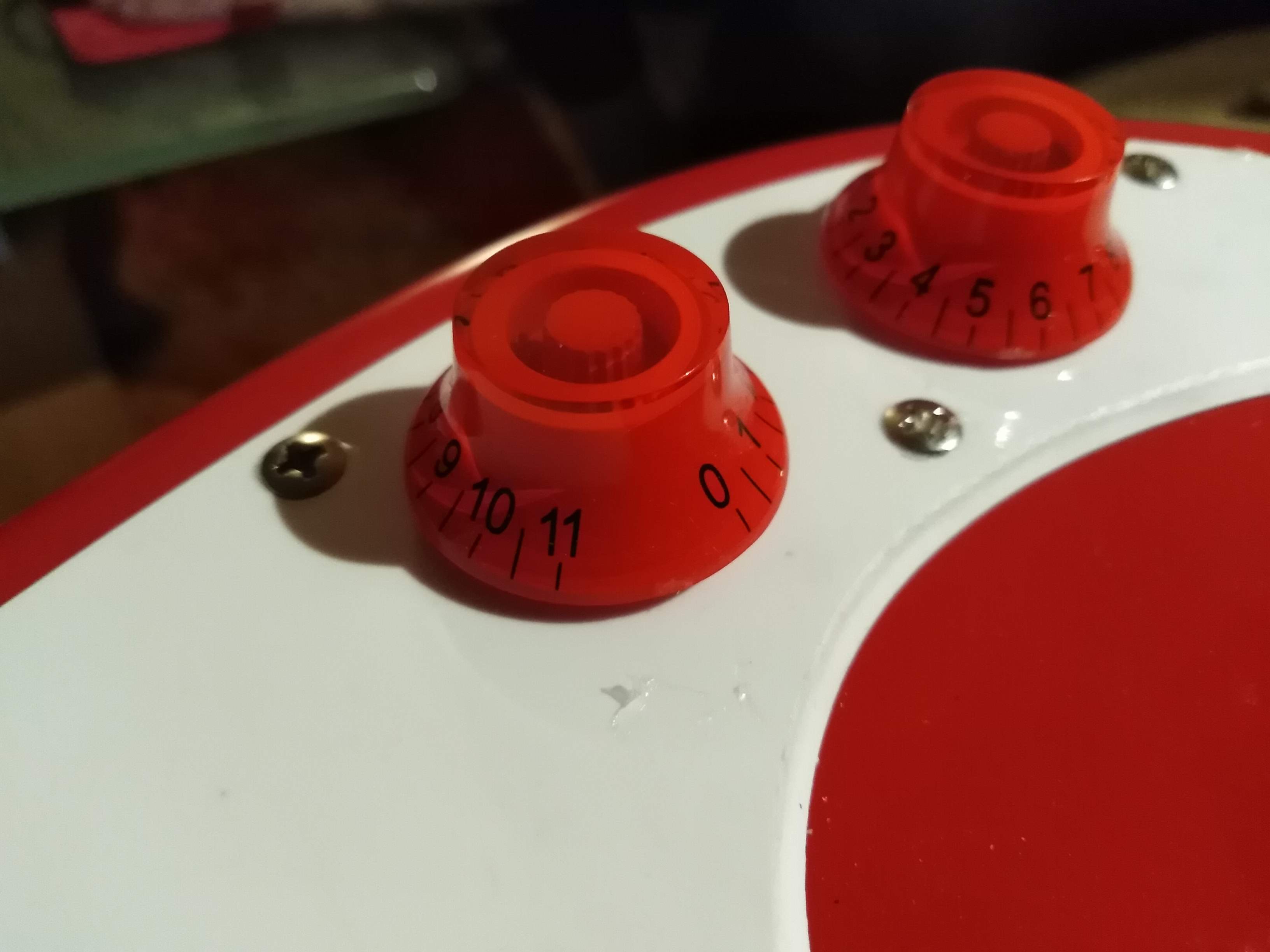 bass lil red knobs.jpg