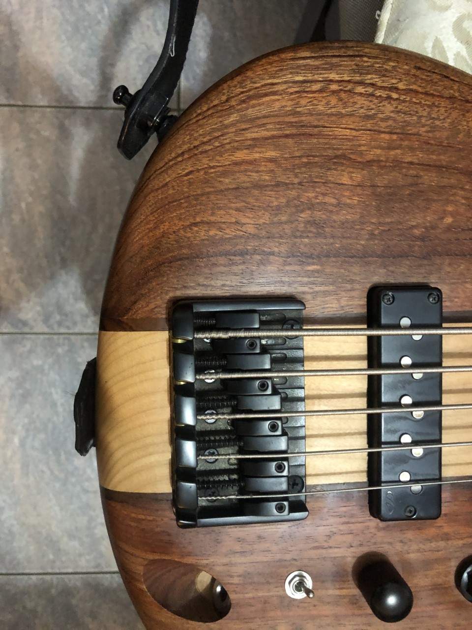 bass pin mod.jpg