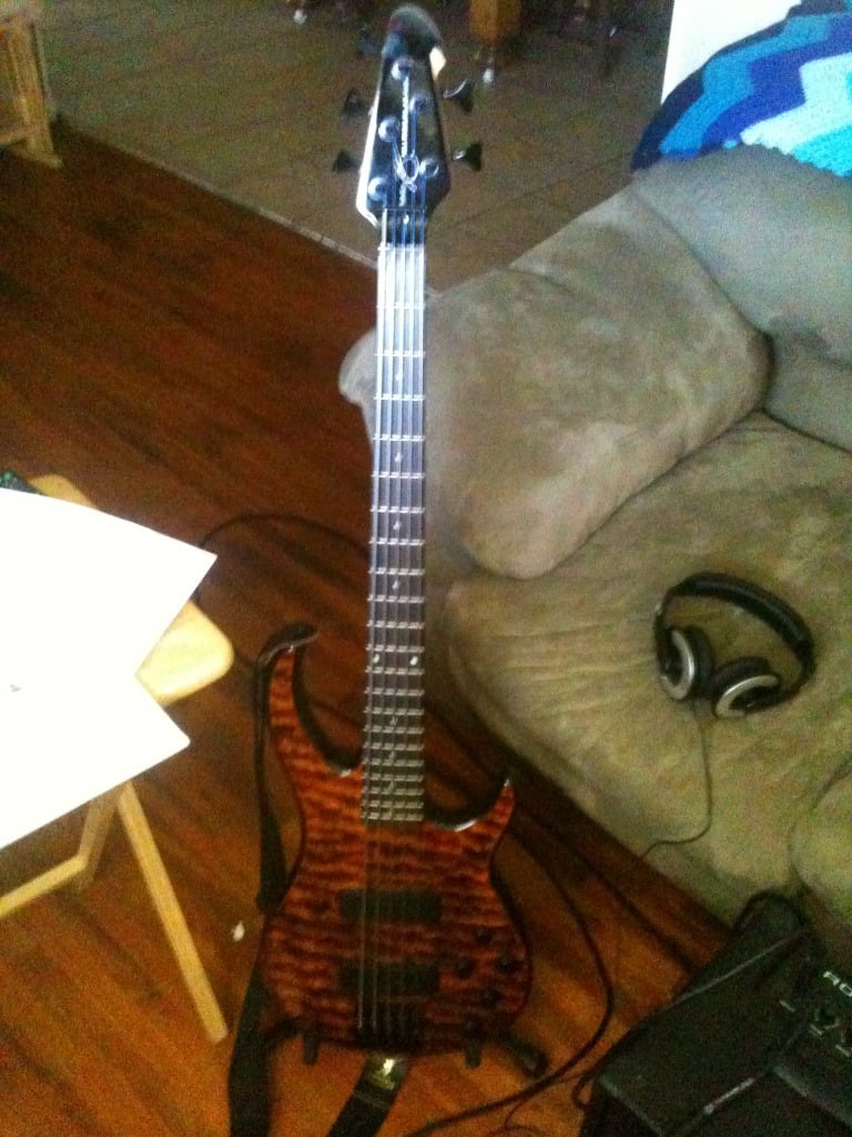 bass002.jpg