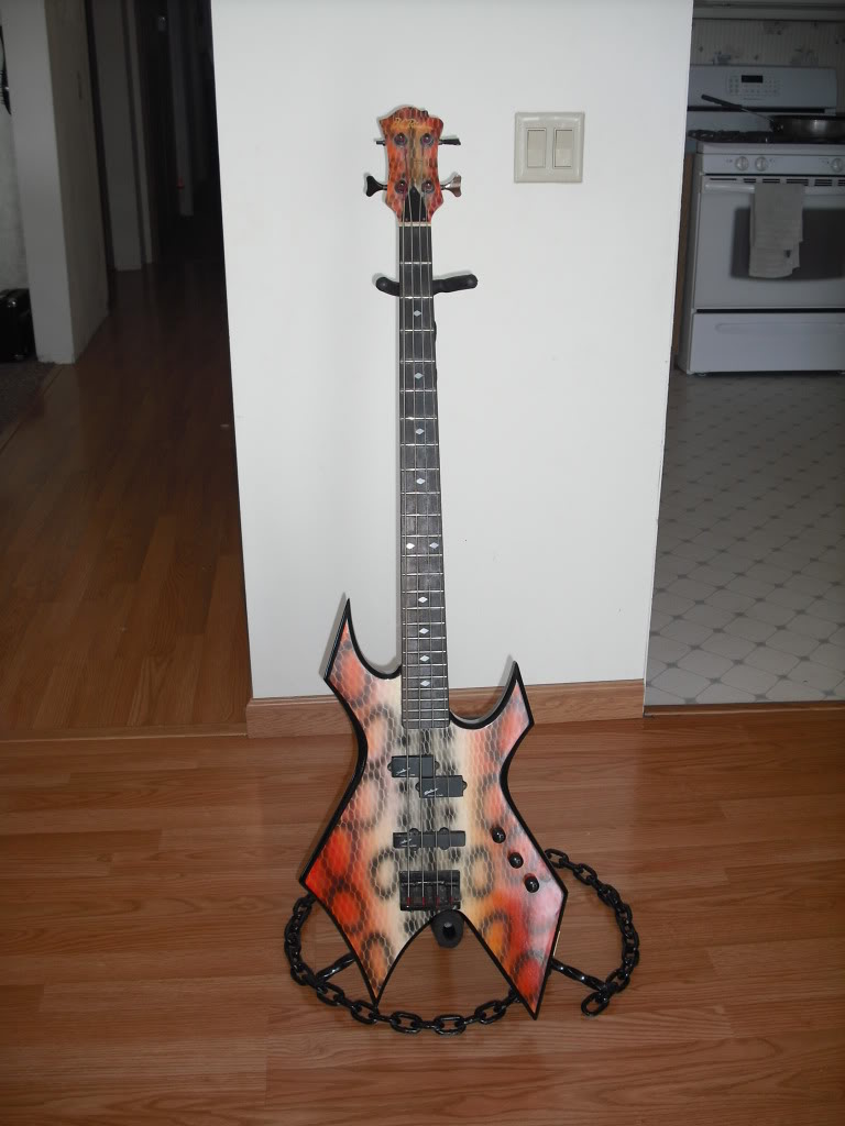 Bass002.jpg