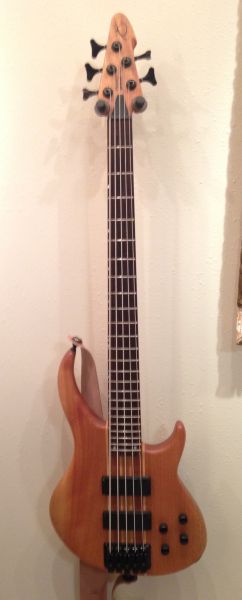 bass01.jpg