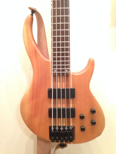 bass02.jpg