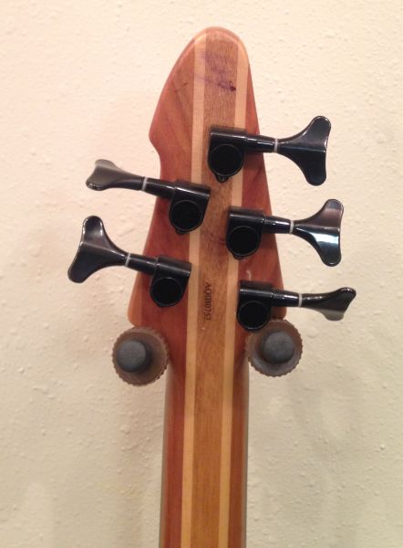 bass04.jpg