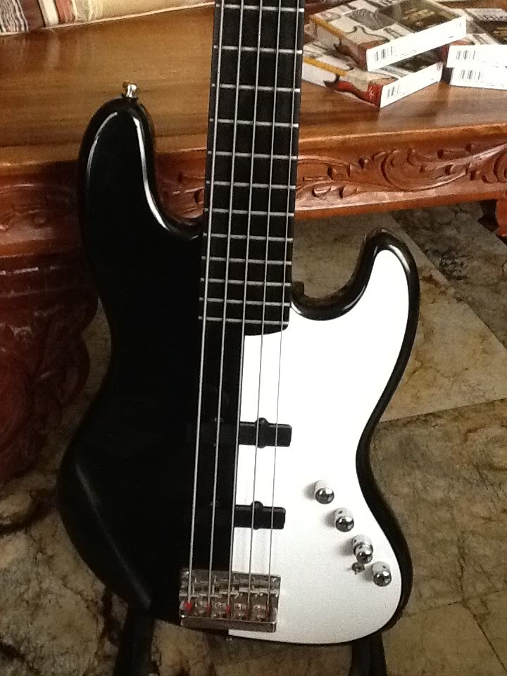 bass1.jpg