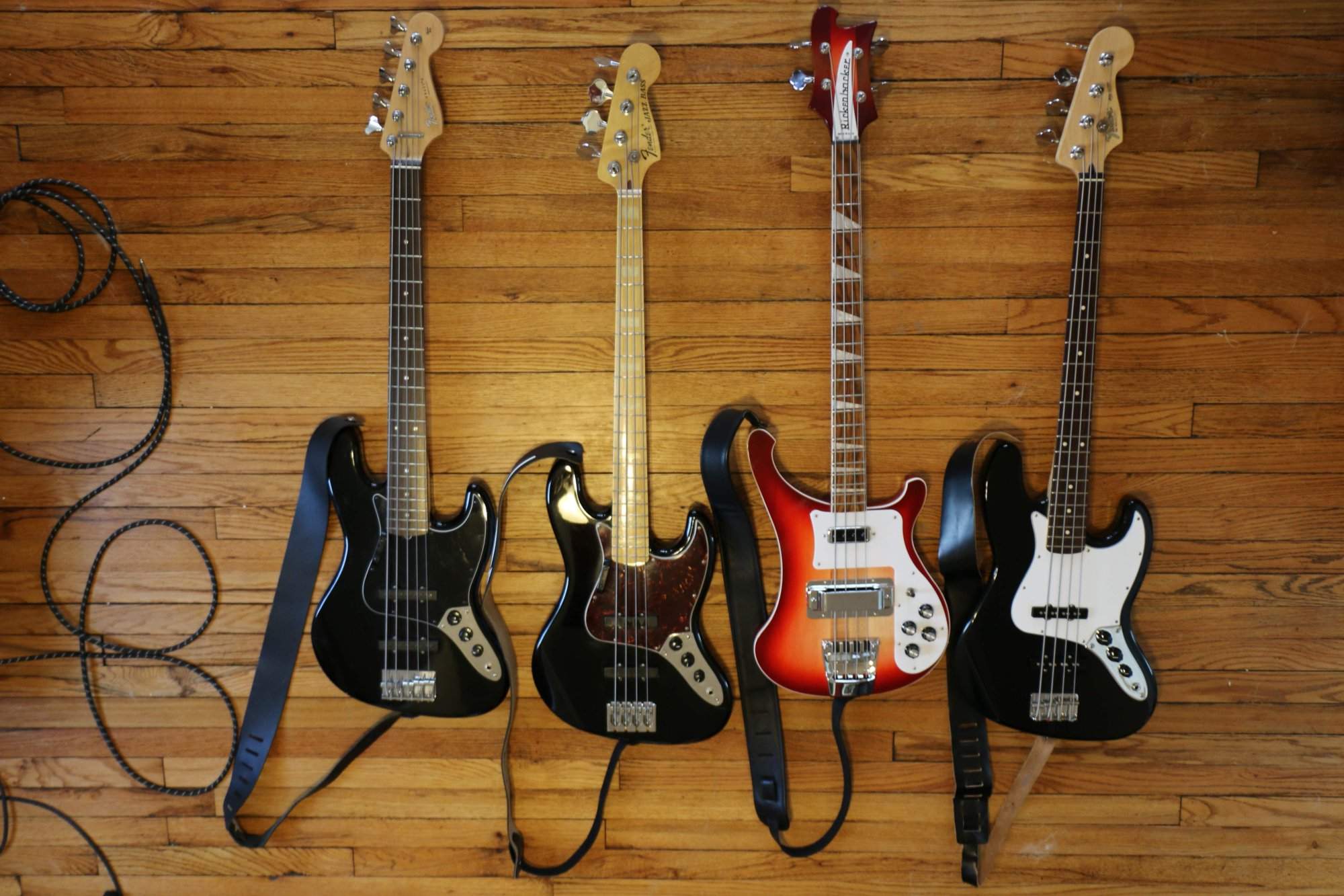 Bass1.jpg