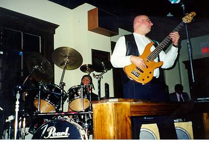 bass1.jpg