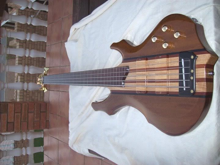 Bass2.jpg