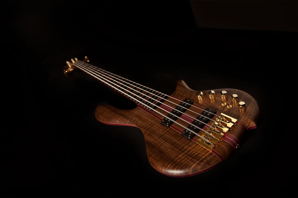 Bass2.jpg