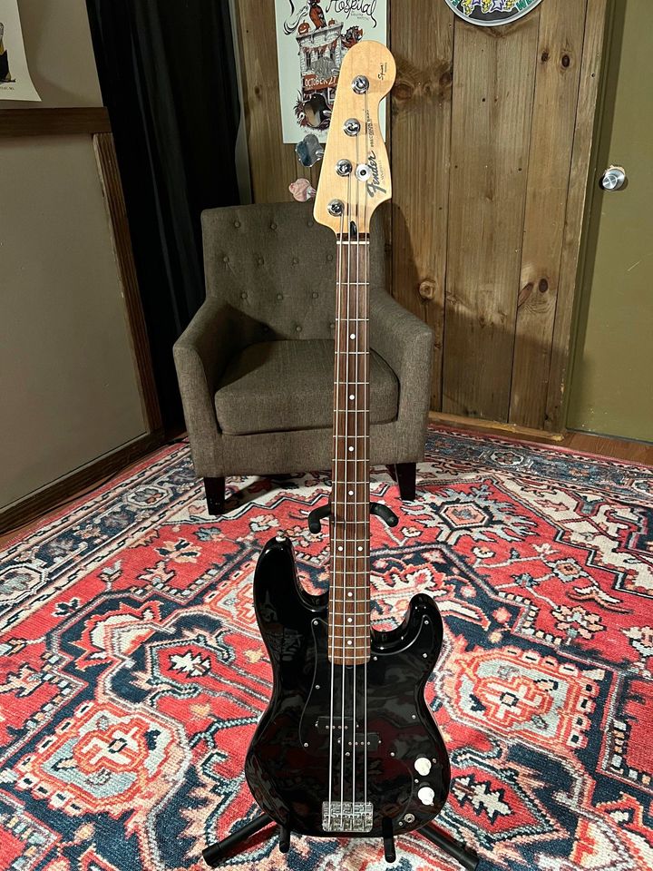 Bass2.jpg