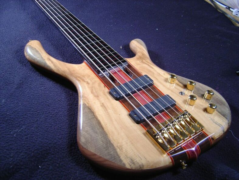 bass223.jpg