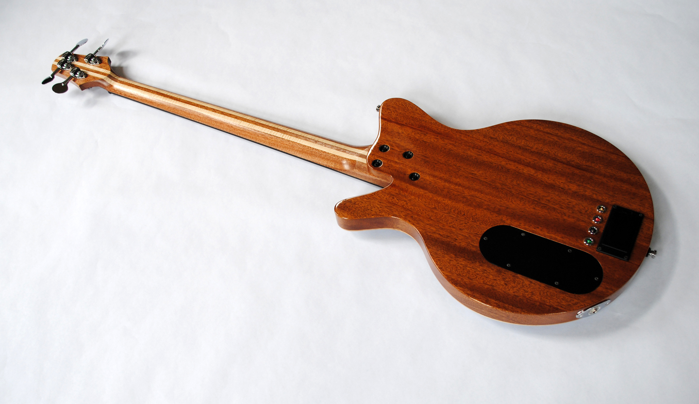 Bass8.jpg