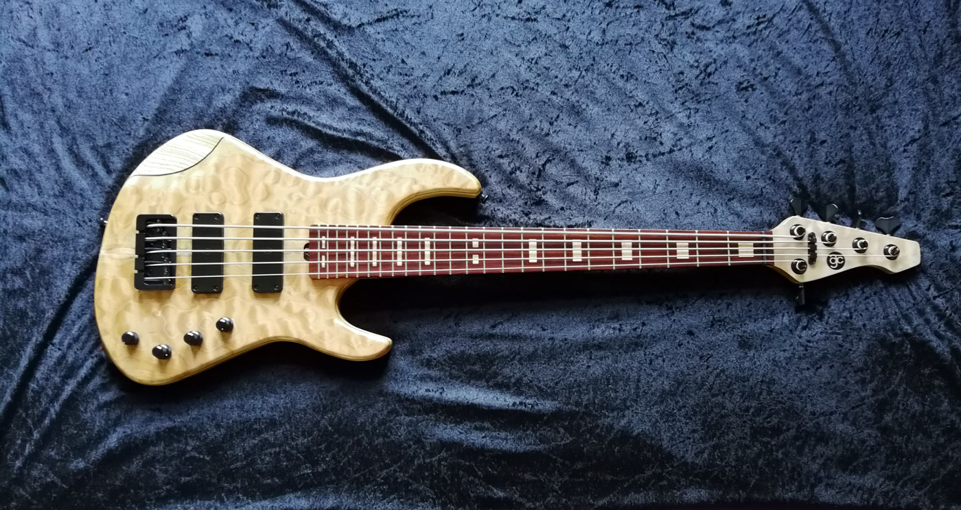 Bass_Front.jpg