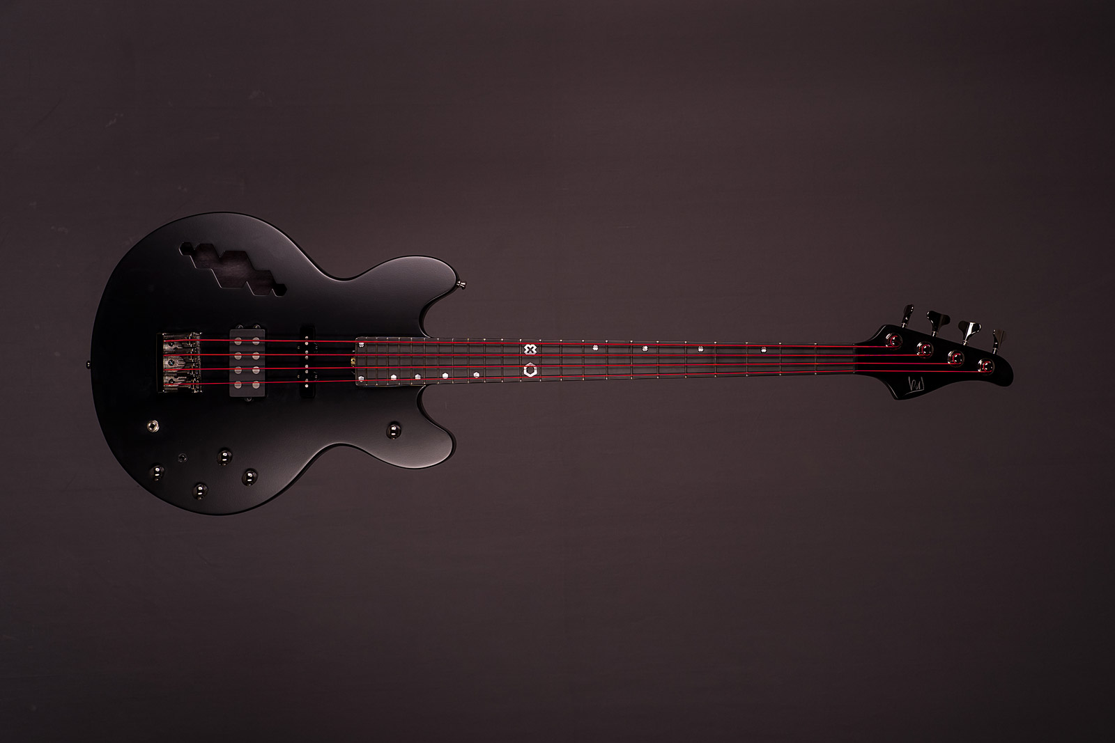 bass_hex4_01front.jpg
