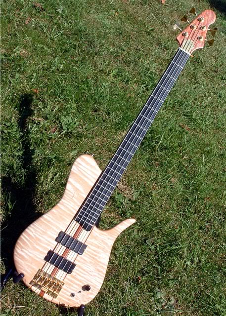 Bassangled13Sep03.jpg