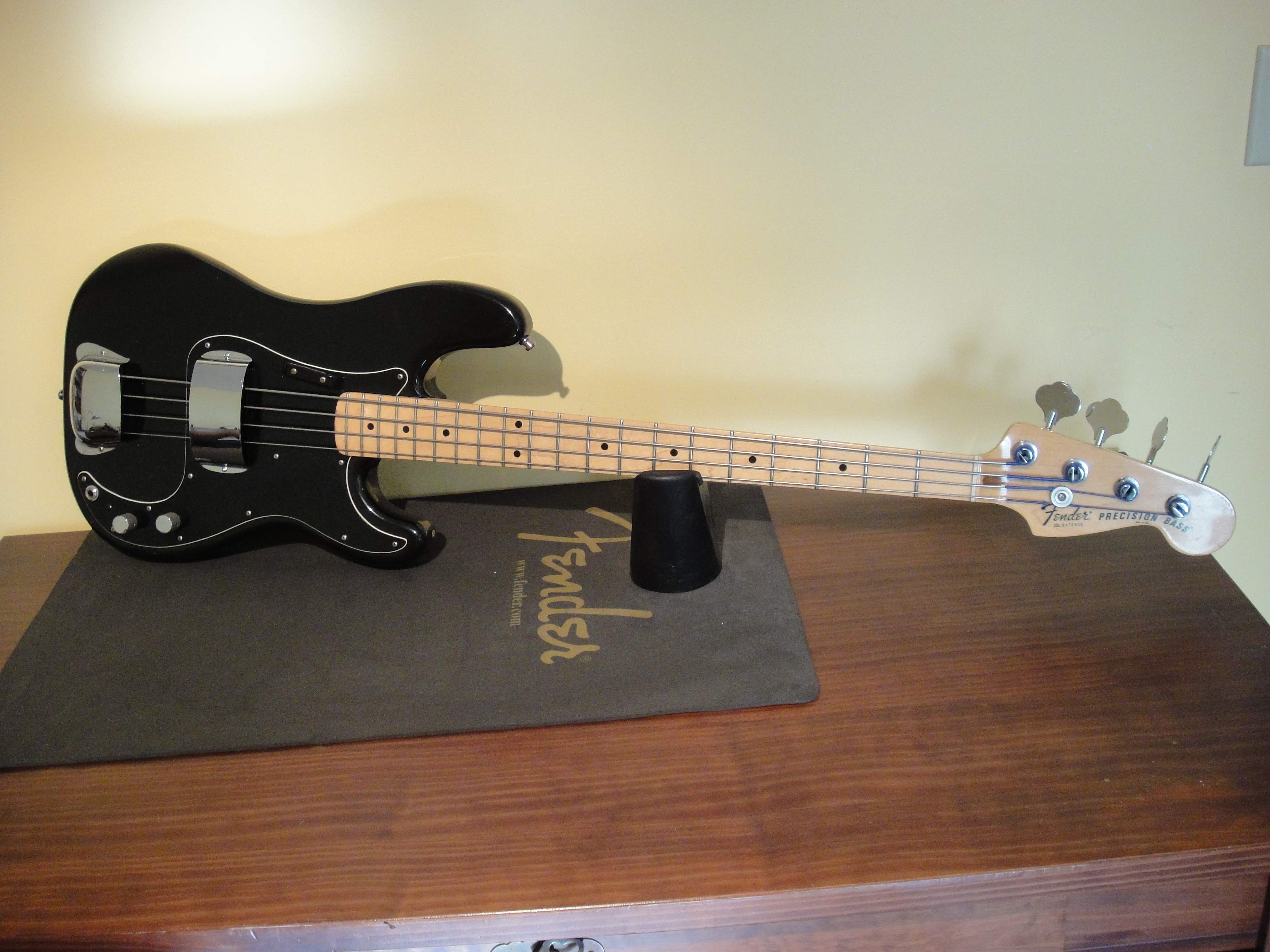 Basses 006.JPG