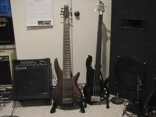 Basses-1.jpg