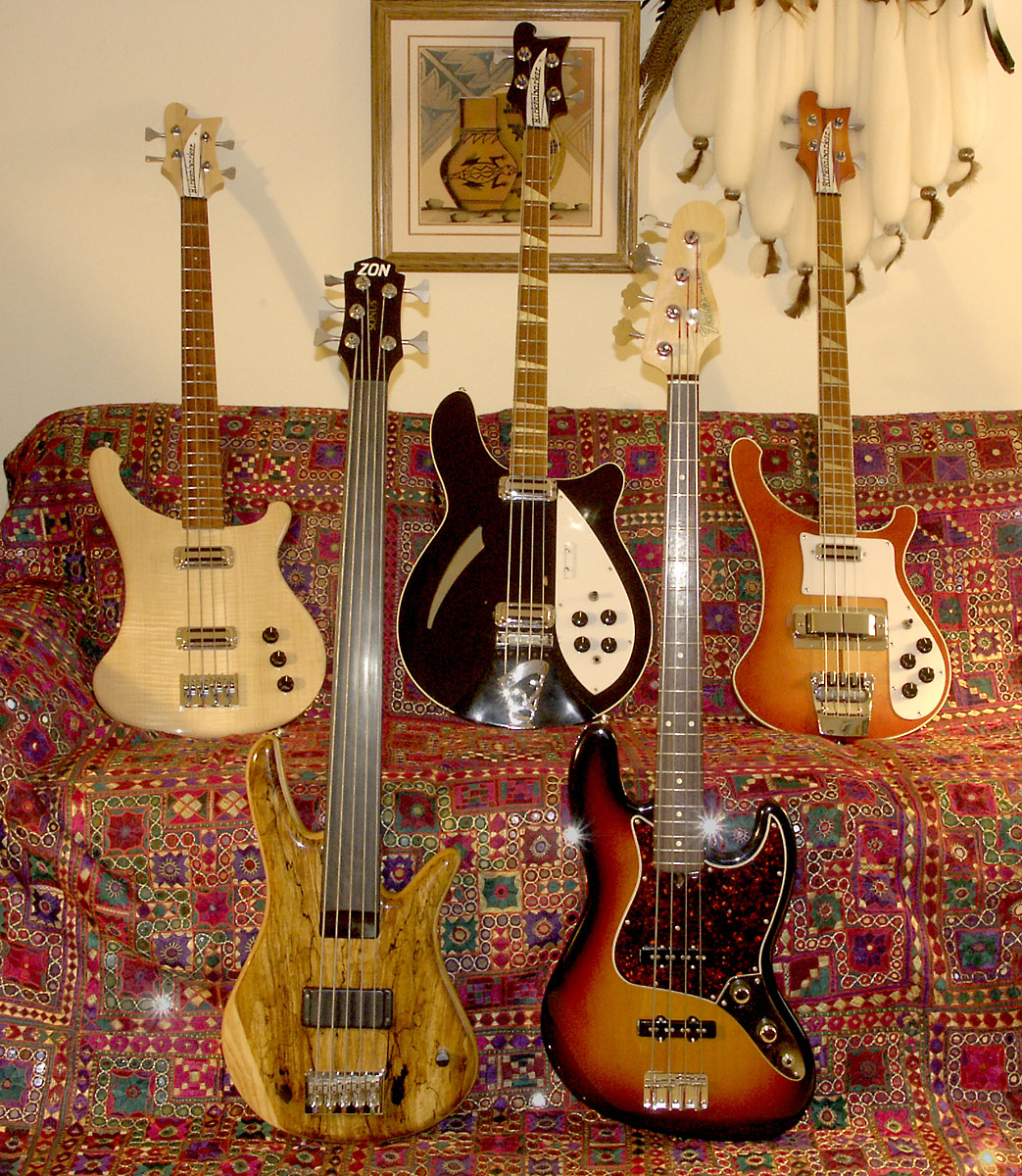 Basses Group-1200-05.jpg