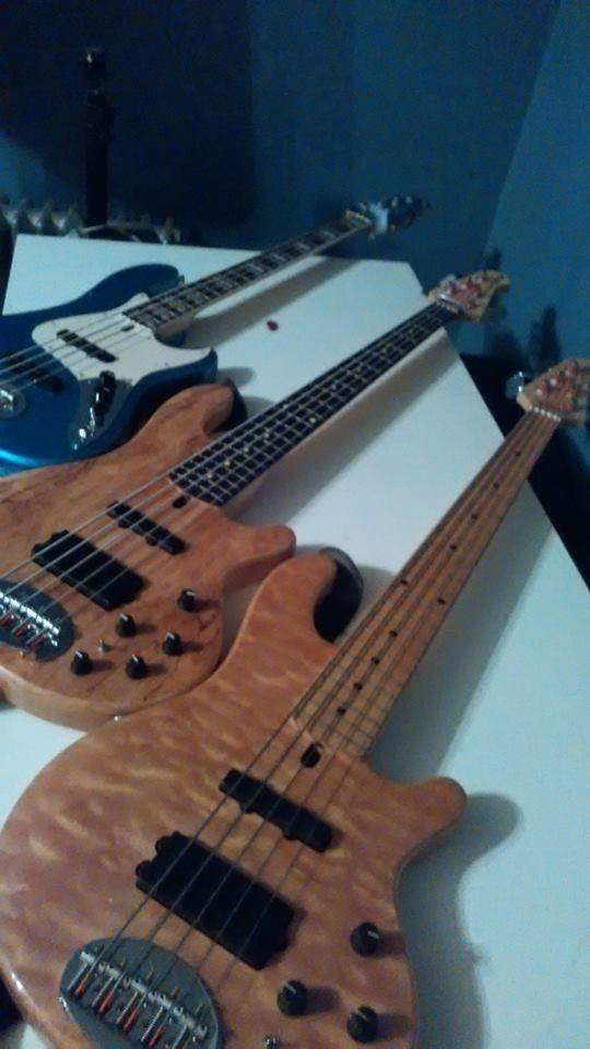 basses.jpg