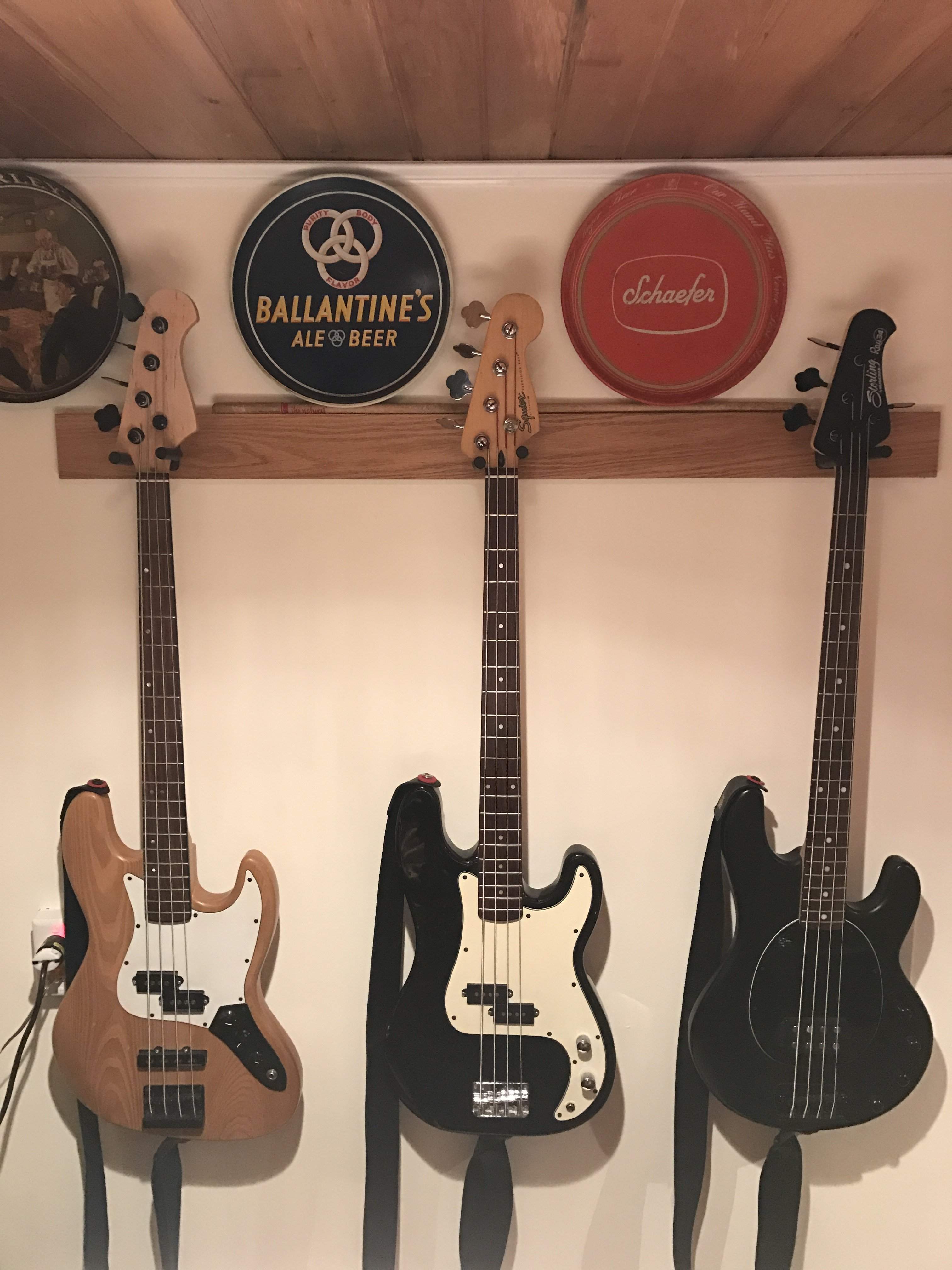 basses.JPG