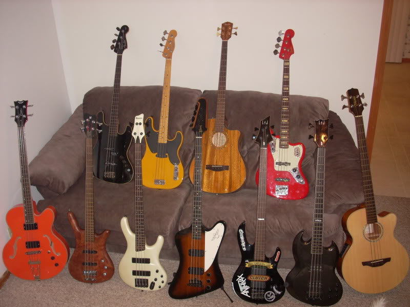 Basses.jpg