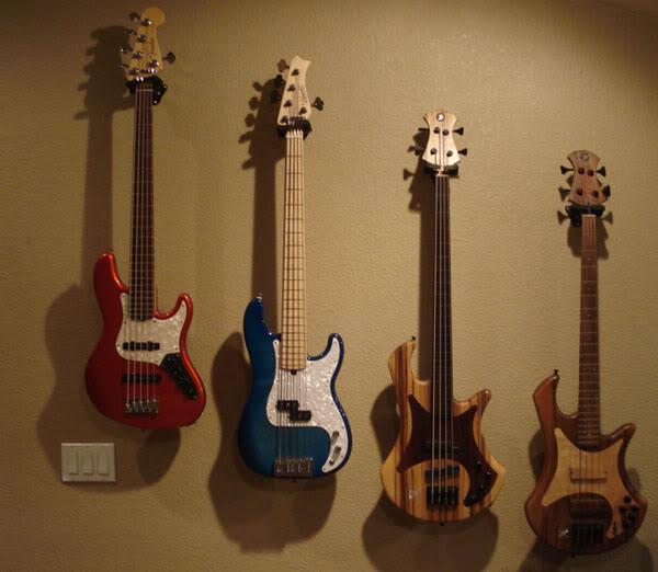 Basses.jpg