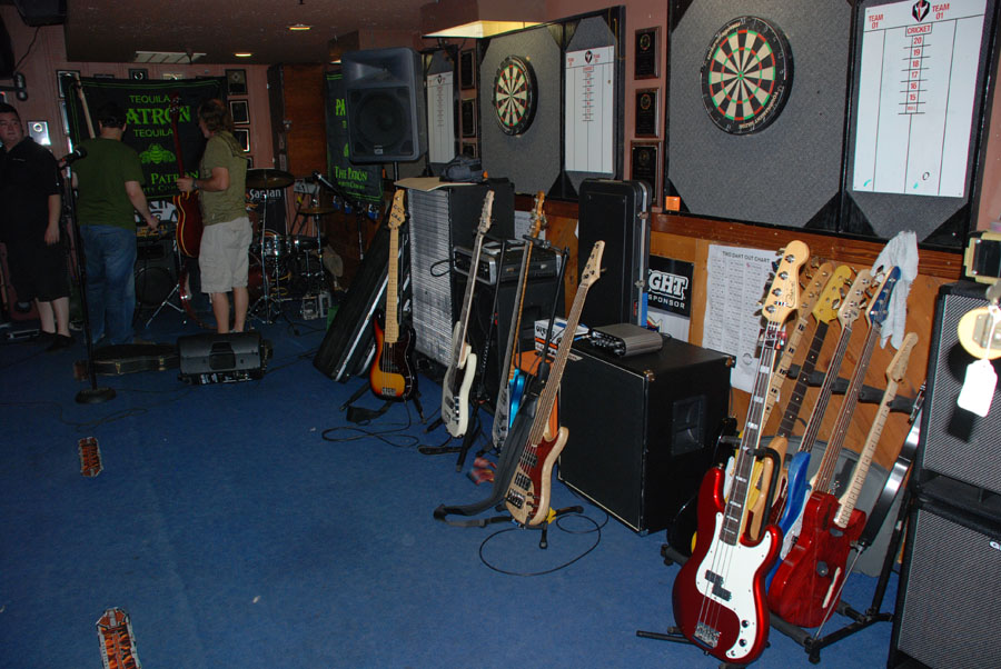 basses.jpg